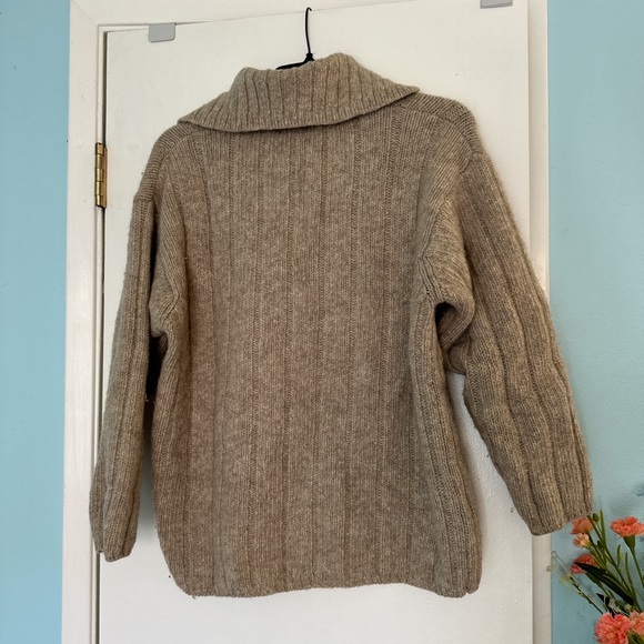 VINTAGE ESPRIT SWEATER - Picture 9 of 11